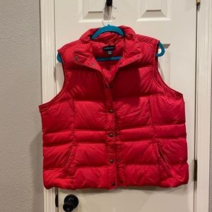 Vintage Lands End down puffer vest. Size petite XL.